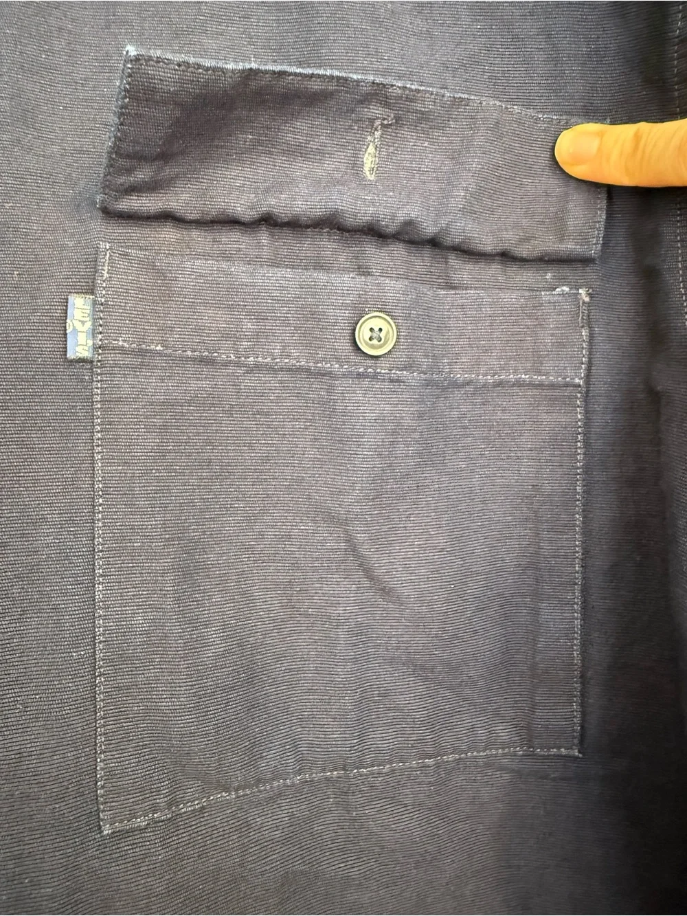 Levis excellent gently